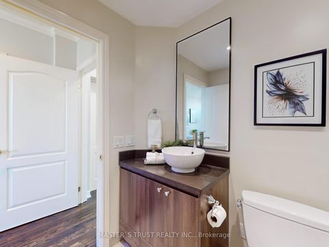 Photo 19 at 11 - 260 Russell Hill Road, Casa Loma, Toronto
