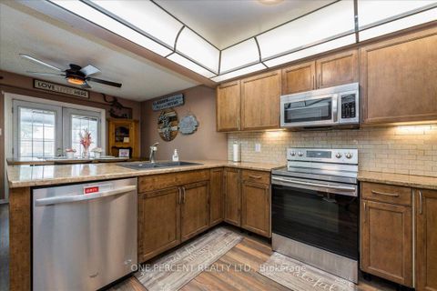 Photo 6 at 194 Livingstone Street W, West Bayfield, Barrie