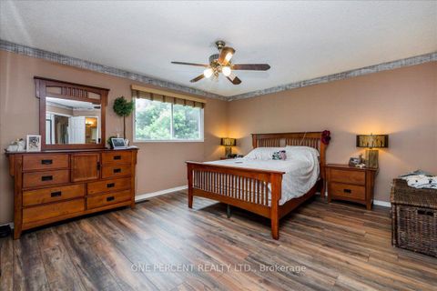 Photo 17 at 194 Livingstone Street W, West Bayfield, Barrie