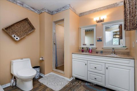 Photo 19 at 194 Livingstone Street W, West Bayfield, Barrie