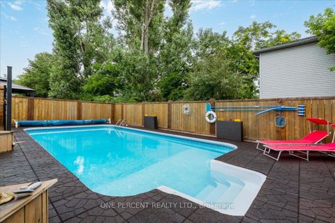 Photo 28 at 194 Livingstone Street W, West Bayfield, Barrie