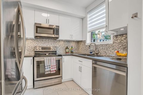 Photo 1 at 104 - 55 Halton Street, Bellwoods, Toronto