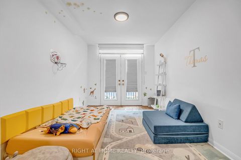 Photo 11 at 104 - 55 Halton Street, Bellwoods, Toronto