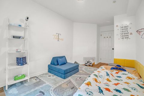 Photo 12 at 104 - 55 Halton Street, Bellwoods, Toronto