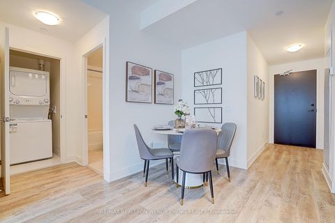Photo 6 at 1002 - 185 Deerfield Road, Central Newmarket, Newmarket