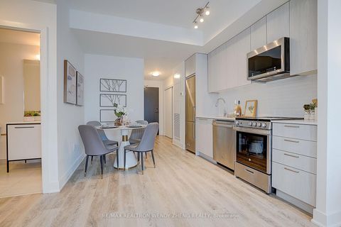 Photo 8 at 1002 - 185 Deerfield Road, Central Newmarket, Newmarket