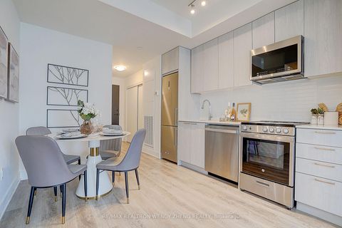 Photo 13 at 1002 - 185 Deerfield Road, Central Newmarket, Newmarket