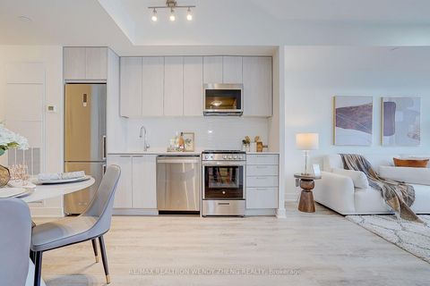 Photo 14 at 1002 - 185 Deerfield Road, Central Newmarket, Newmarket