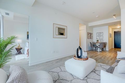 Photo 21 at 1002 - 185 Deerfield Road, Central Newmarket, Newmarket