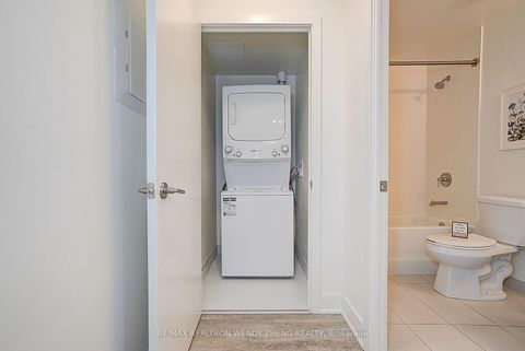 Photo 27 at 1002 - 185 Deerfield Road, Central Newmarket, Newmarket