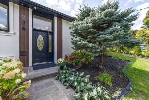 Photo 7 at 206 Richard Avenue, Central Newmarket, Newmarket