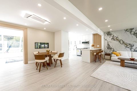 Photo 10 at 206 Richard Avenue, Central Newmarket, Newmarket
