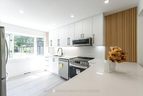 Photo 14 at 206 Richard Avenue, Central Newmarket, Newmarket