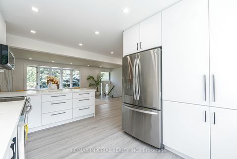 Photo 16 at 206 Richard Avenue, Central Newmarket, Newmarket