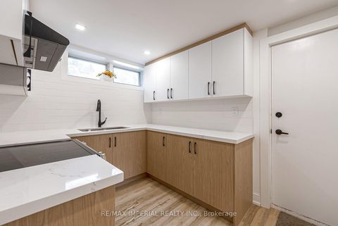 Photo 32 at 206 Richard Avenue, Central Newmarket, Newmarket