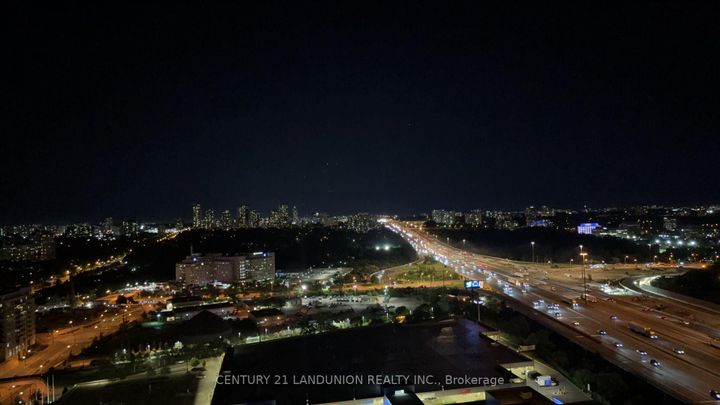 Photo 1 at 2509 - 117 Mcmahon Drive, Bayview Village, Toronto