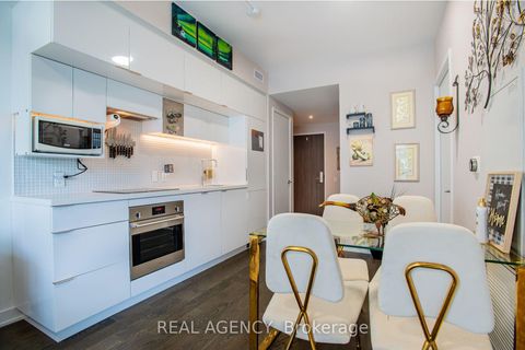 Photo 12 at 2512 - 185 Roehampton Avenue, Mount Pleasant West, Toronto