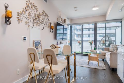 Photo 13 at 2512 - 185 Roehampton Avenue, Mount Pleasant West, Toronto