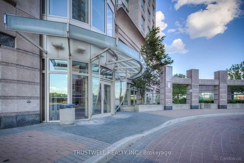 Photo 3 at 1509 - 8 Lee Centre Drive, Woburn, Toronto