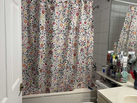 Photo 18 at 1509 - 8 Lee Centre Drive, Woburn, Toronto