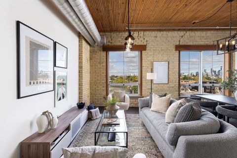Photo 1 at 602 - 781 King Street W, Niagara, Toronto
