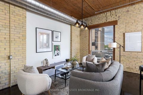 Photo 2 at 602 - 781 King Street W, Niagara, Toronto