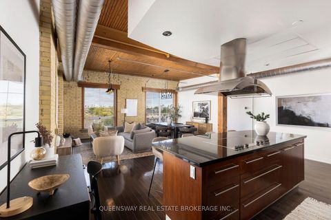 Photo 9 at 602 - 781 King Street W, Niagara, Toronto