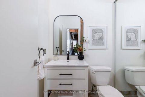 Photo 10 at 602 - 781 King Street W, Niagara, Toronto