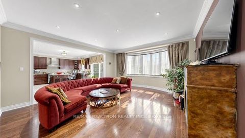 Photo 5 at 50 Sir Francesco Street, Patterson, Vaughan