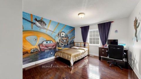 Photo 34 at 50 Sir Francesco Street, Patterson, Vaughan