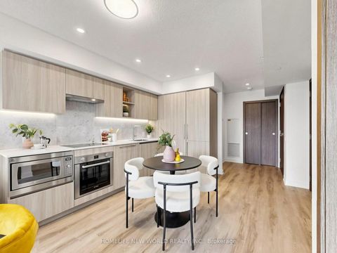 Photo 6 at 2011 - 17 Bathurst Street, Waterfront Communities C1, Toronto