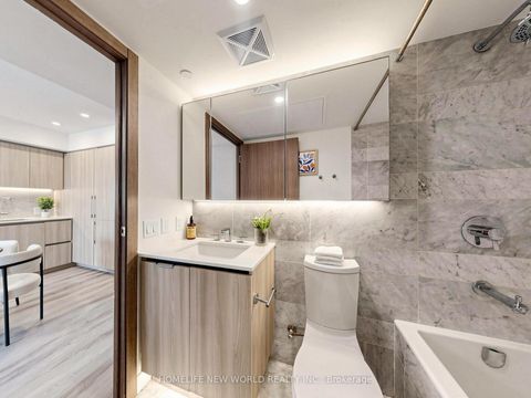 Photo 13 at 2011 - 17 Bathurst Street, Waterfront Communities C1, Toronto