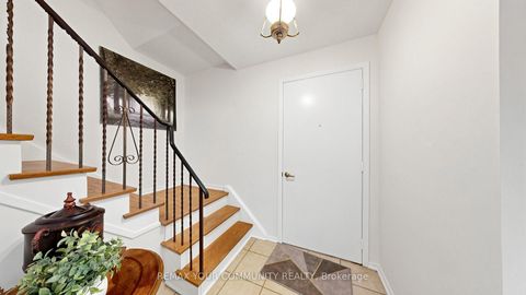 Photo 11 at 61 Norfield Crescent, Old Rexdale, Toronto