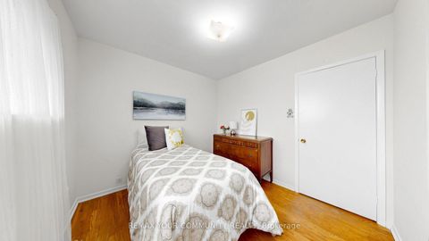 Photo 15 at 61 Norfield Crescent, Old Rexdale, Toronto