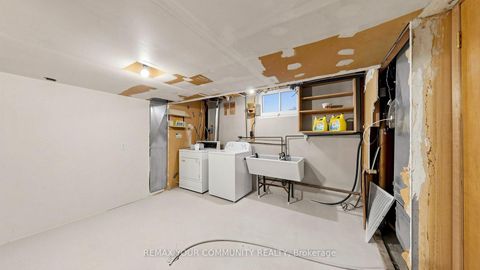 Photo 21 at 61 Norfield Crescent, Old Rexdale, Toronto