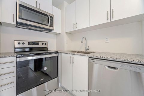 Photo 5 at 19 - 30 Liben Way, Malvern, Toronto