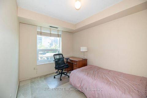 Photo 18 at 626 - 77 Maitland Place, South St. James Town, Toronto