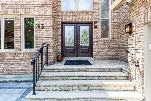 Photo 3 at 35 Harmony Hill Crescent, Mill Pond, Richmond Hill