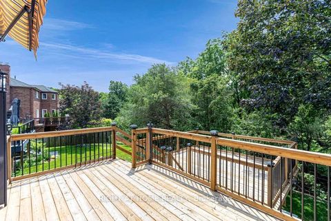 Photo 13 at 35 Harmony Hill Crescent, Mill Pond, Richmond Hill