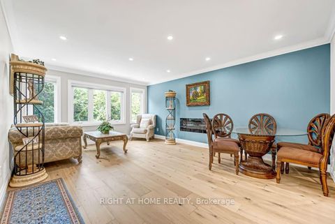 Photo 18 at 35 Harmony Hill Crescent, Mill Pond, Richmond Hill