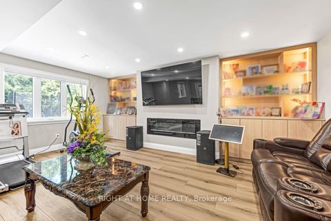 Photo 36 at 35 Harmony Hill Crescent, Mill Pond, Richmond Hill