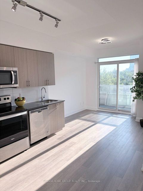 Photo 1 at 522 - 3121 Sheppard Avenue E, Sullivan, Toronto