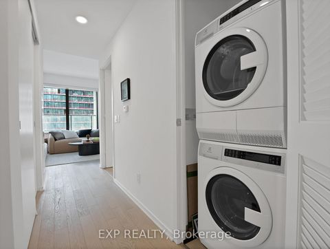 Photo 4 at 625 - 12 Bonnycastle Street, Waterfront Communities C8, Toronto