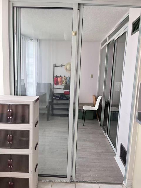Photo 6 at 912 - 330 Alton Towers Circle, Milliken, Toronto
