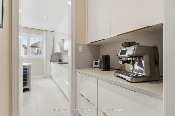 Photo 6 at 44 Dame Gruev Drive, Greensborough, Markham