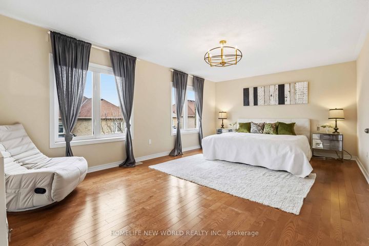 Photo 26 at 44 Dame Gruev Drive, Greensborough, Markham