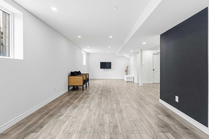 Photo 41 at 44 Dame Gruev Drive, Greensborough, Markham