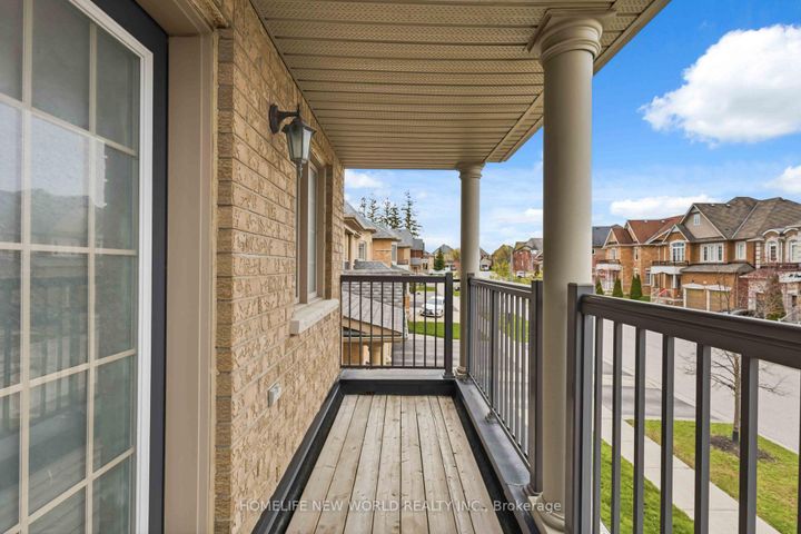 Photo 45 at 44 Dame Gruev Drive, Greensborough, Markham