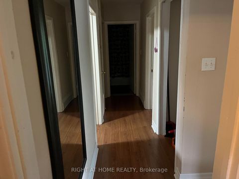 Photo 6 at 4 Wendy Way, Oak Ridges, Richmond Hill