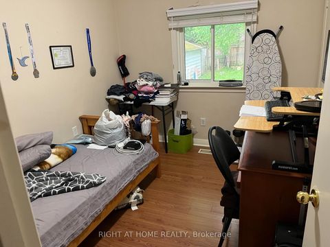 Photo 7 at 4 Wendy Way, Oak Ridges, Richmond Hill